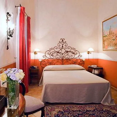 Residenza Sciarra Oda ve Kahvaltı 3*