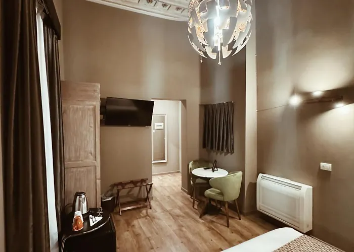 Residenza Sciarra Oda ve Kahvaltı 4*