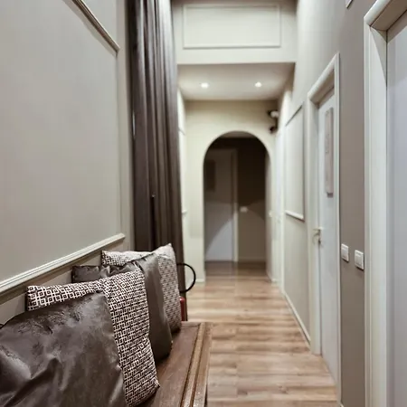 Residenza Sciarra Bed & Breakfast 4*