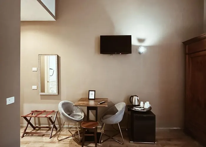 ベッド・アンド・ブレックファスト Residenza Sciarra 4*