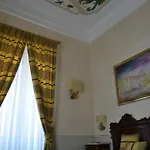 Residenza Sciarra Bed & Breakfast 4*