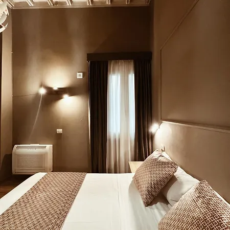 Bed & Breakfast Residenza Sciarra Rome