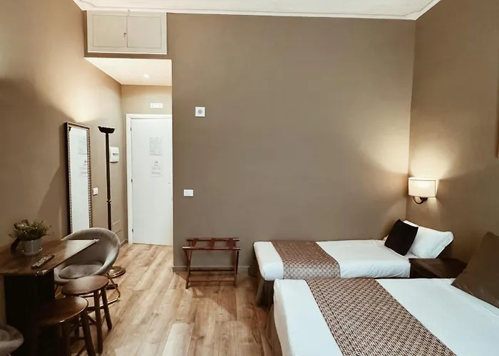 Bed & Breakfast Residenza Sciarra 4*